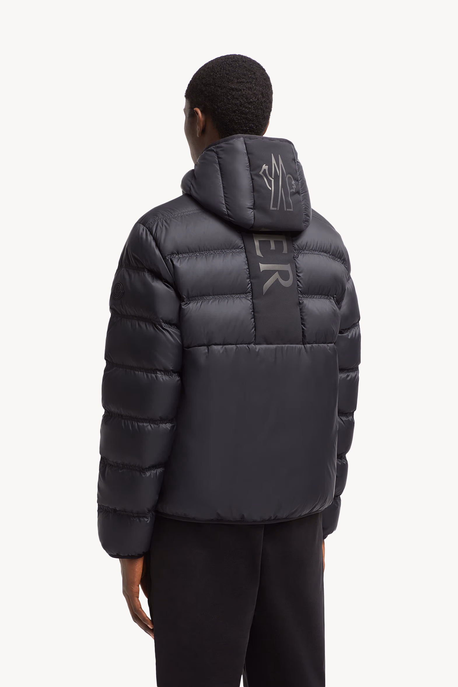 Plumífero corto con capucha Gardy Hombre Negro Moncler 5